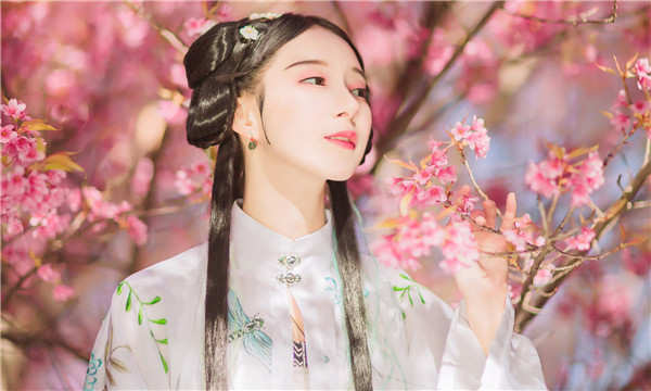 阜康供卵试管婴儿：助您实现家庭梦想的科学方案